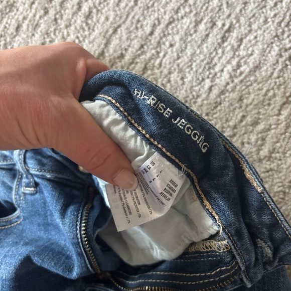 AEO Ripped Hi Rise Jegging - Picture 2 of 3